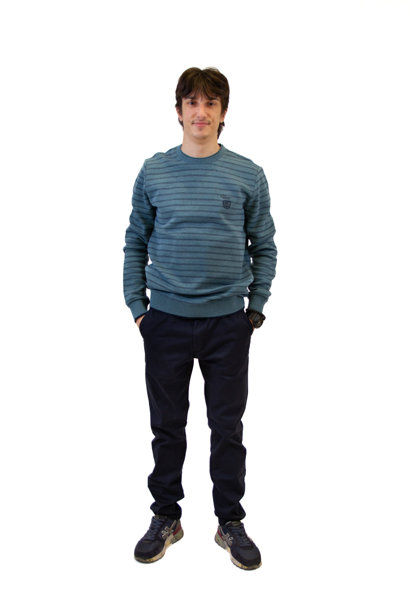 Muški duks na prugice