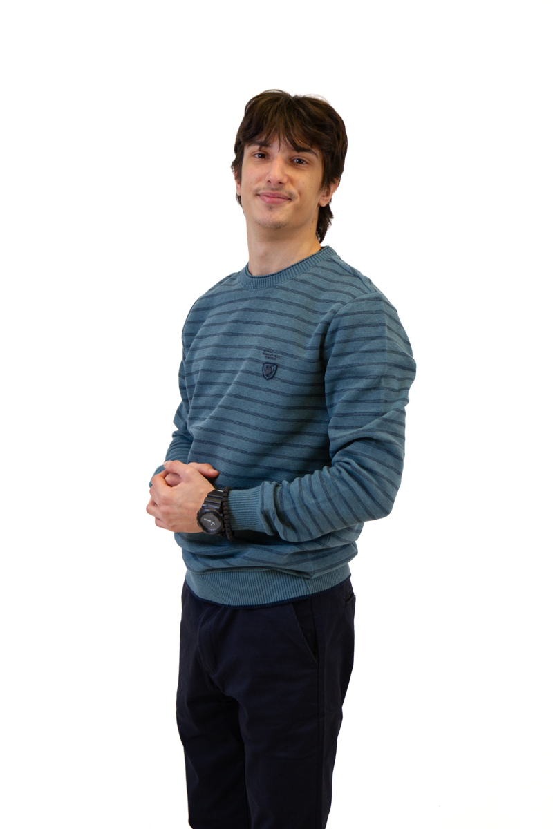 Muški duks na prugice