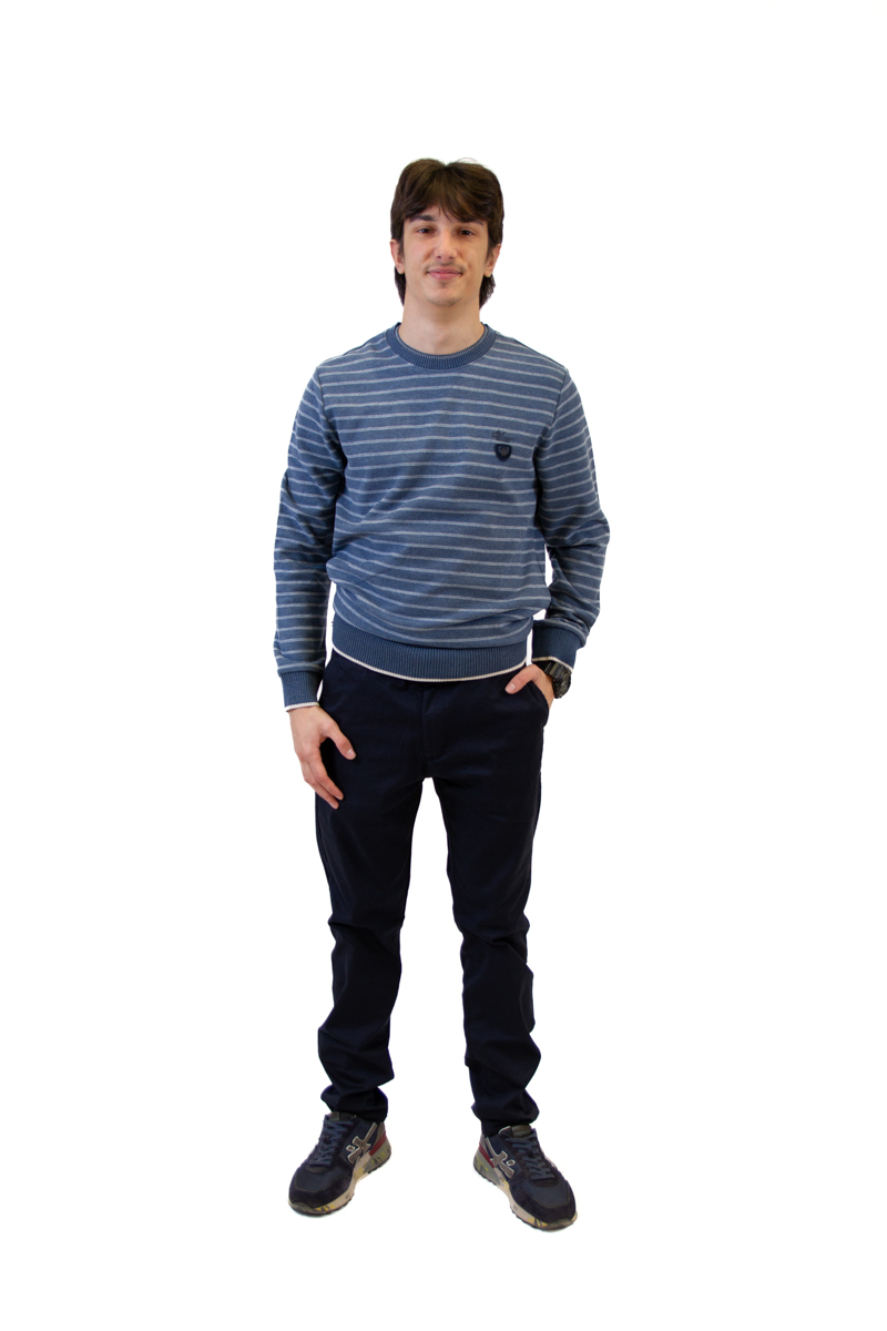 Muški duks na prugice