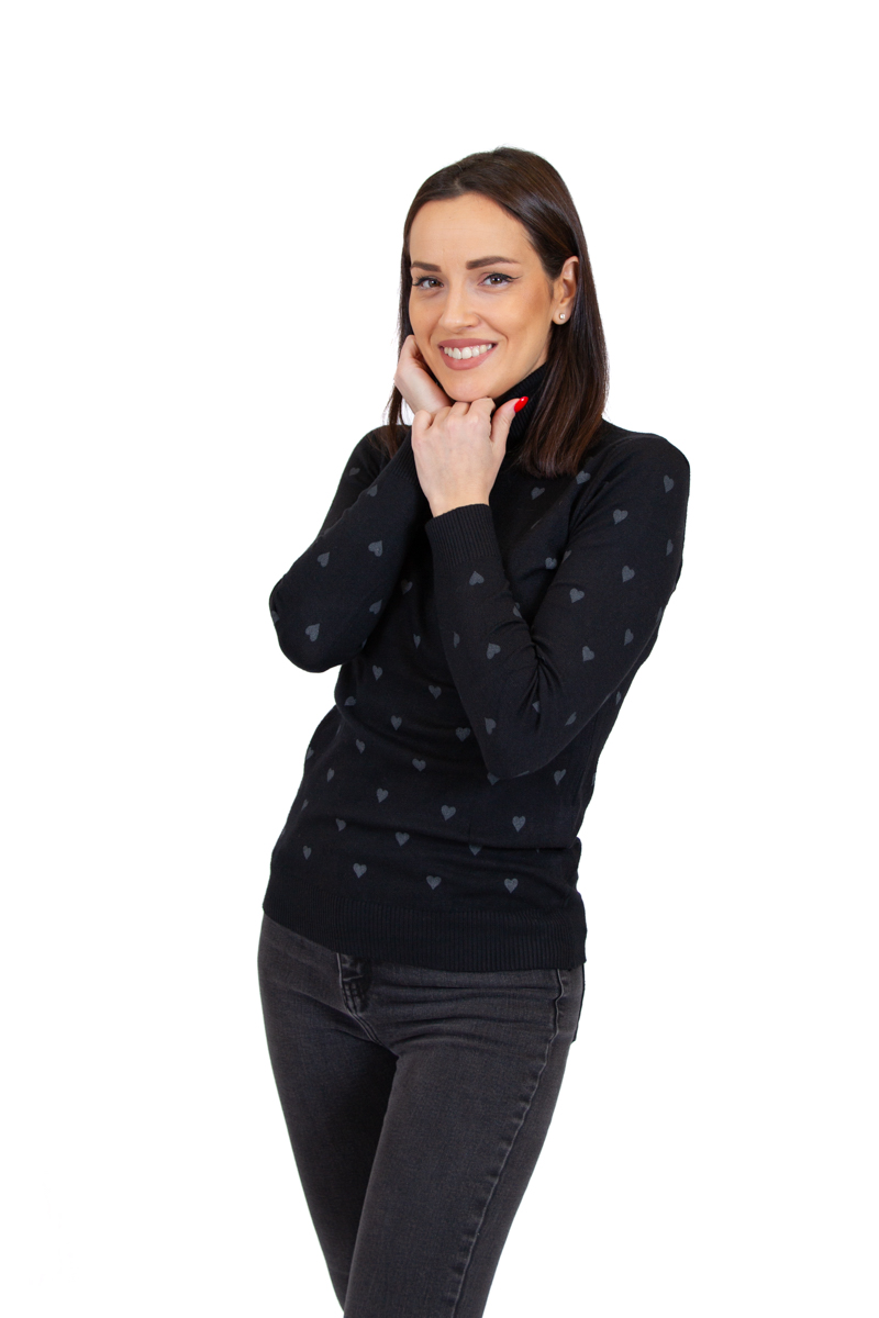 Ženska rolka sa srcima