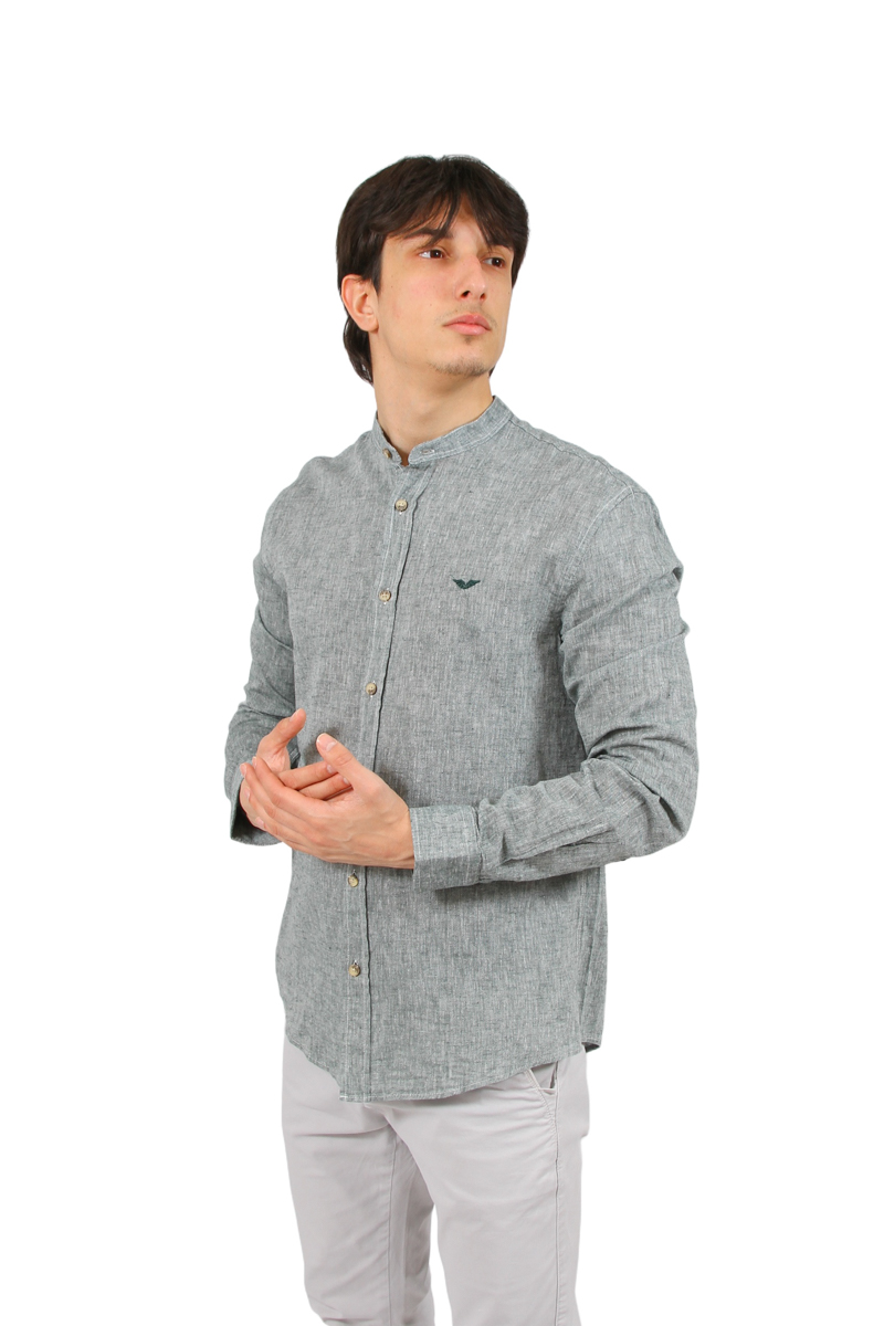 Muška košulja sa ruskom kragnom