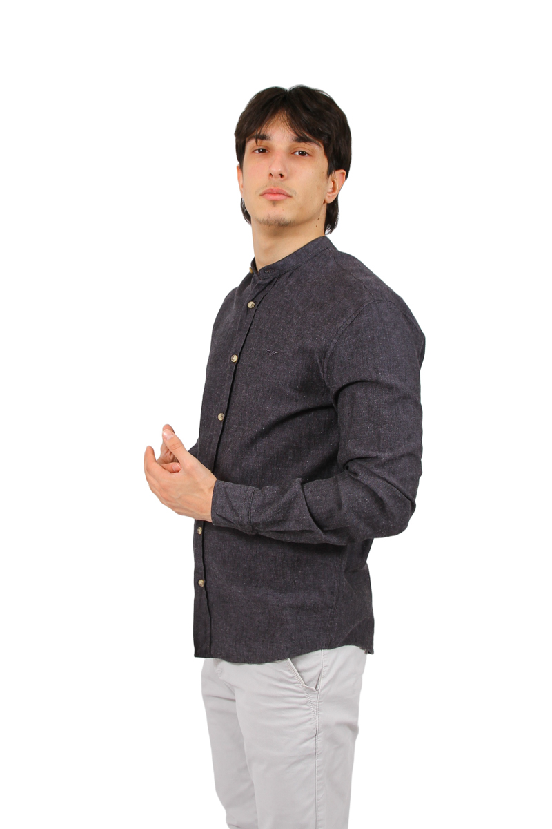 Muška košulja sa ruskom kragnom