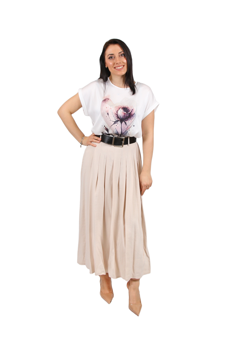 Svilena bluza sa cvetnom aplikacijom